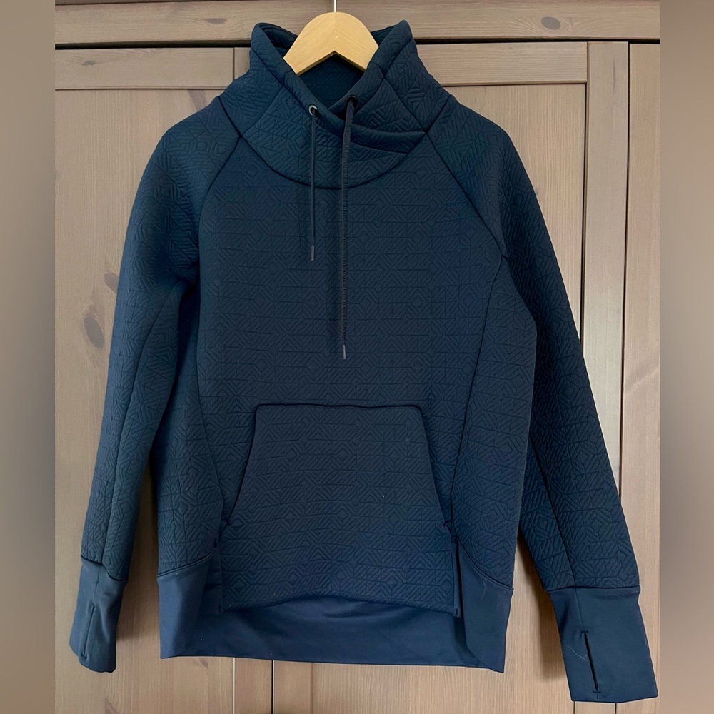 ATHLETA | Navy Quilted Funnel Neck Pullover